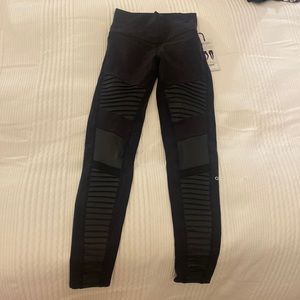 Alo Yoga, High-Waist Moto Legging Size Medium